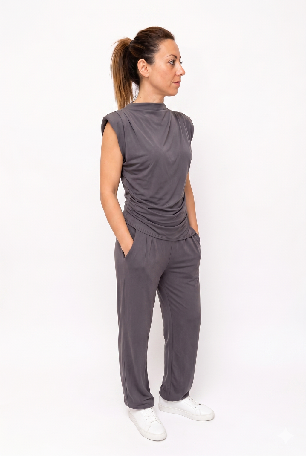 Set Coordinato "Drape & Soft" - Top e Pantalone