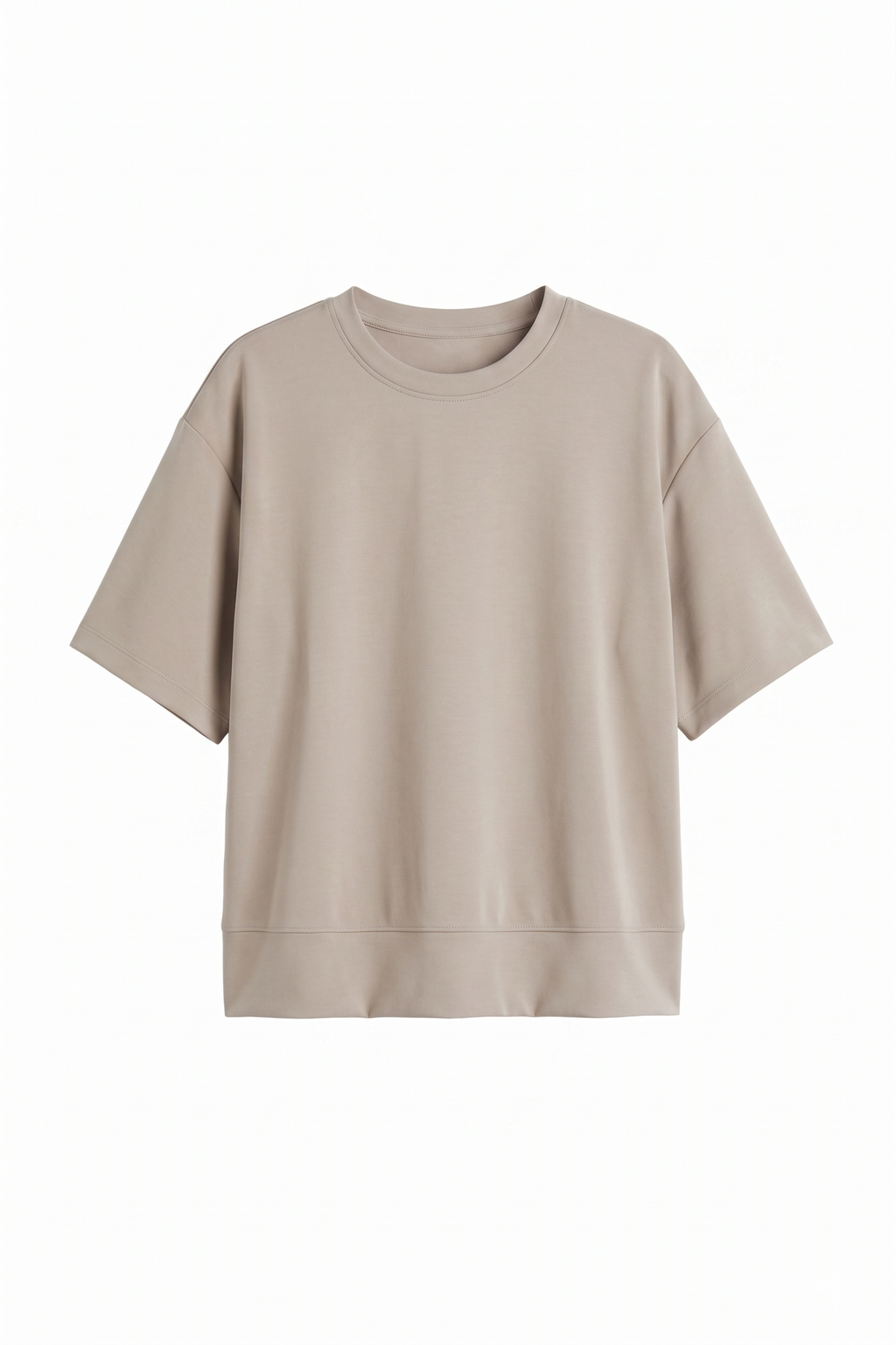 Set Coordinato Minimal Chic: Maglia Boxy e Pantalone Sartoriale Wide-Leg
