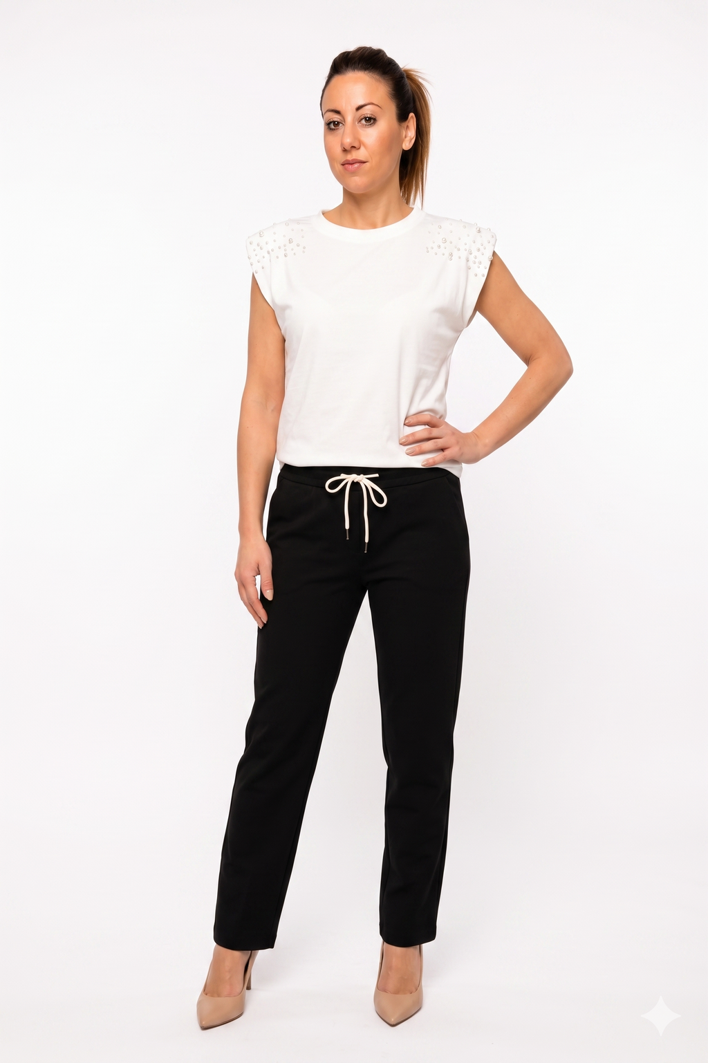 Maglia Smanicata "Glamour" con Spalline Strutturate e Dettaglio Perle