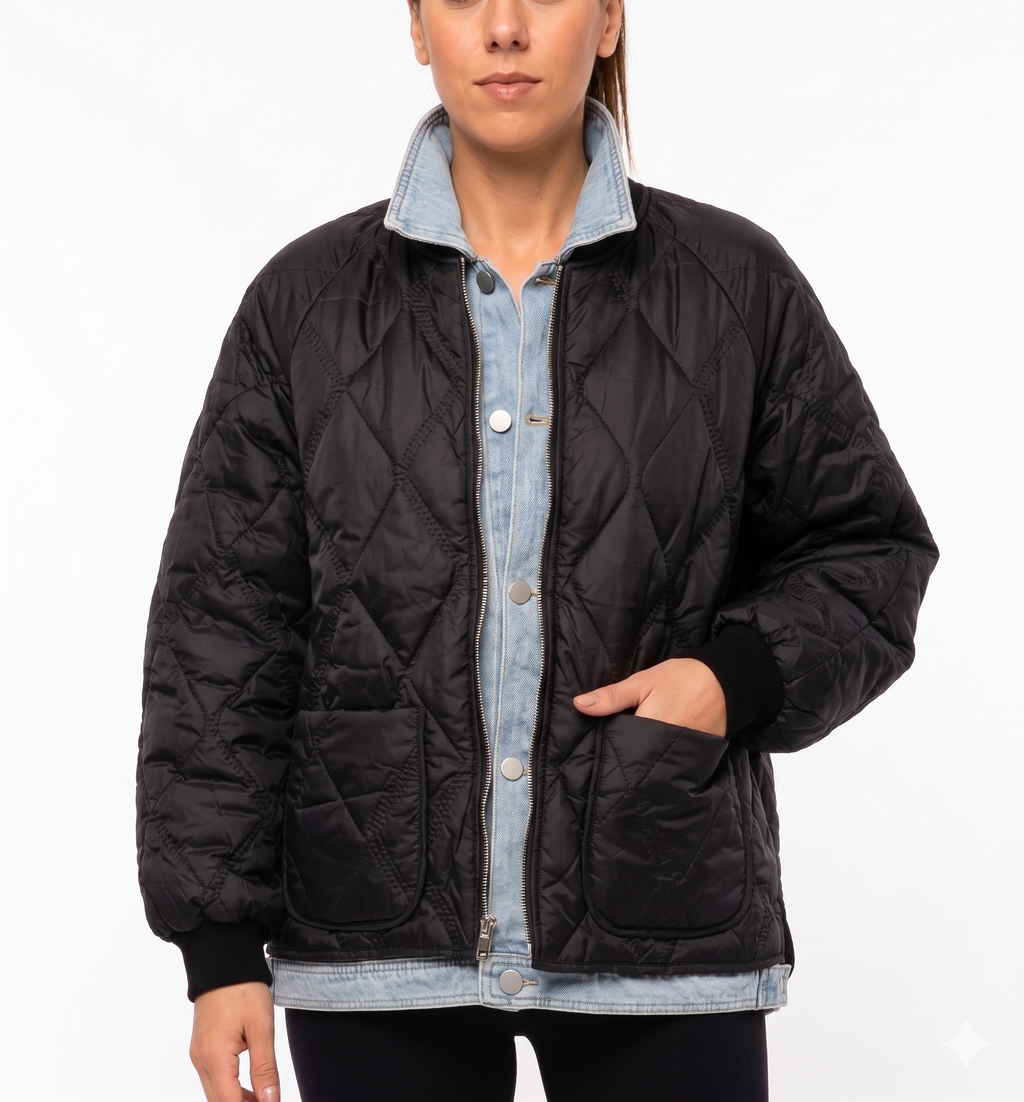Giacca Ibrida Oversize Trapuntata Nera con Inserto Denim Lavato