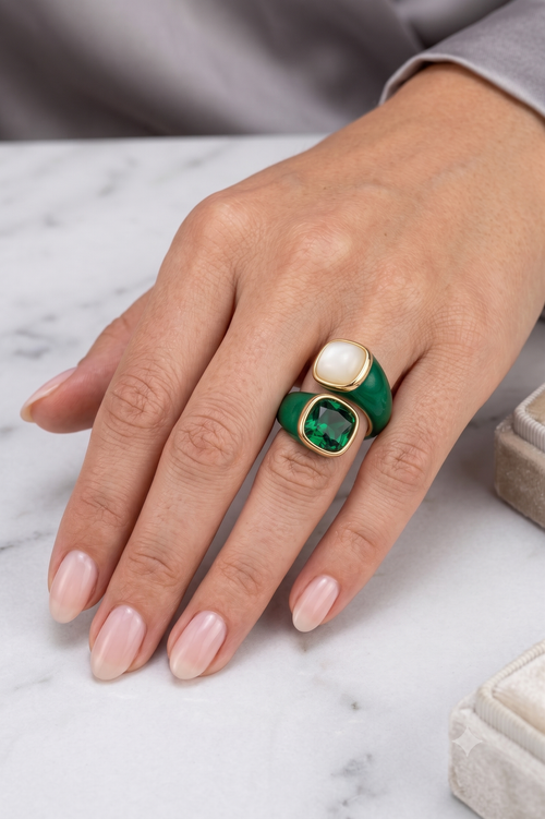 Anello Statement "Toi et Moi" in Smalto Verde con Pietre a Contrasto
