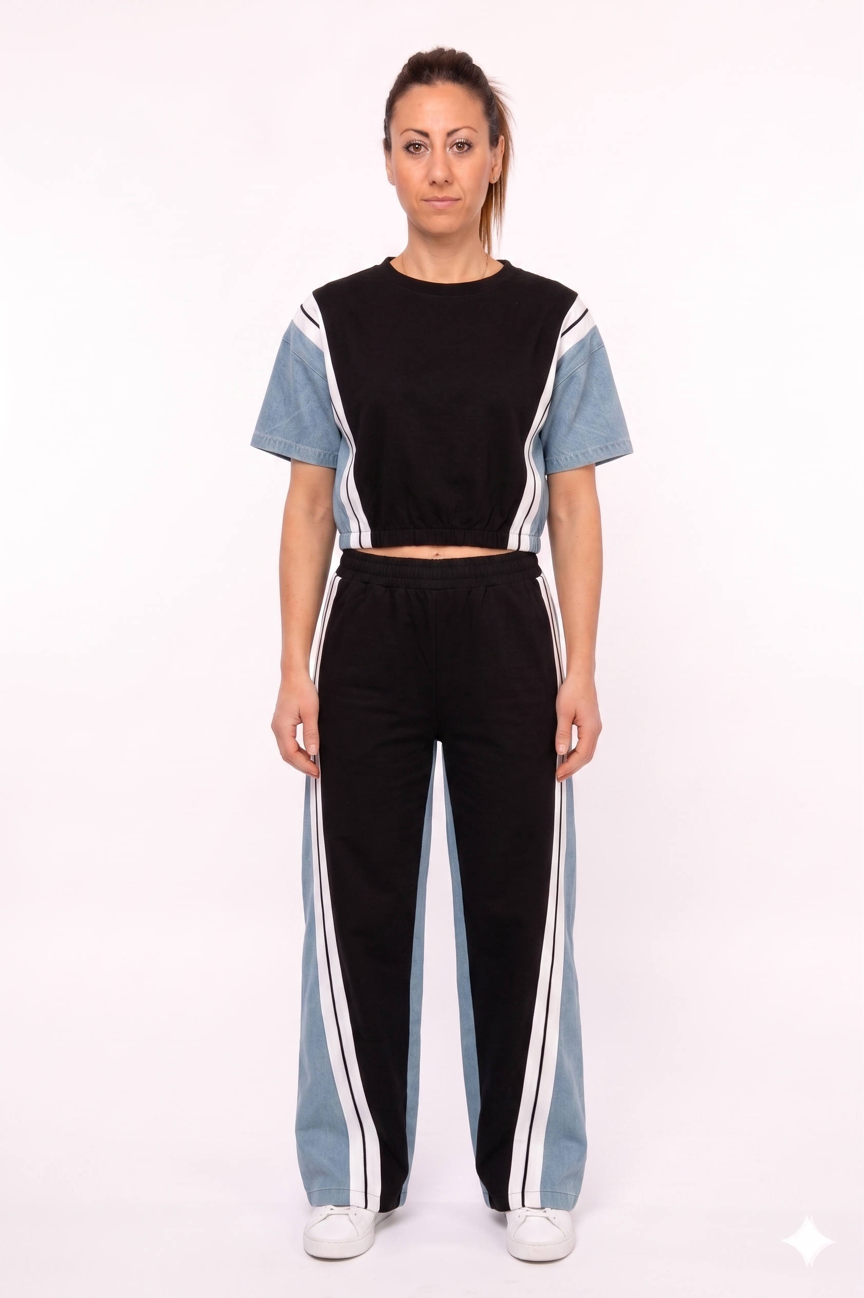 Completo Co-ord "Urban Fusion": Top Crop e Pantalone Palazzo con Inserti Denim