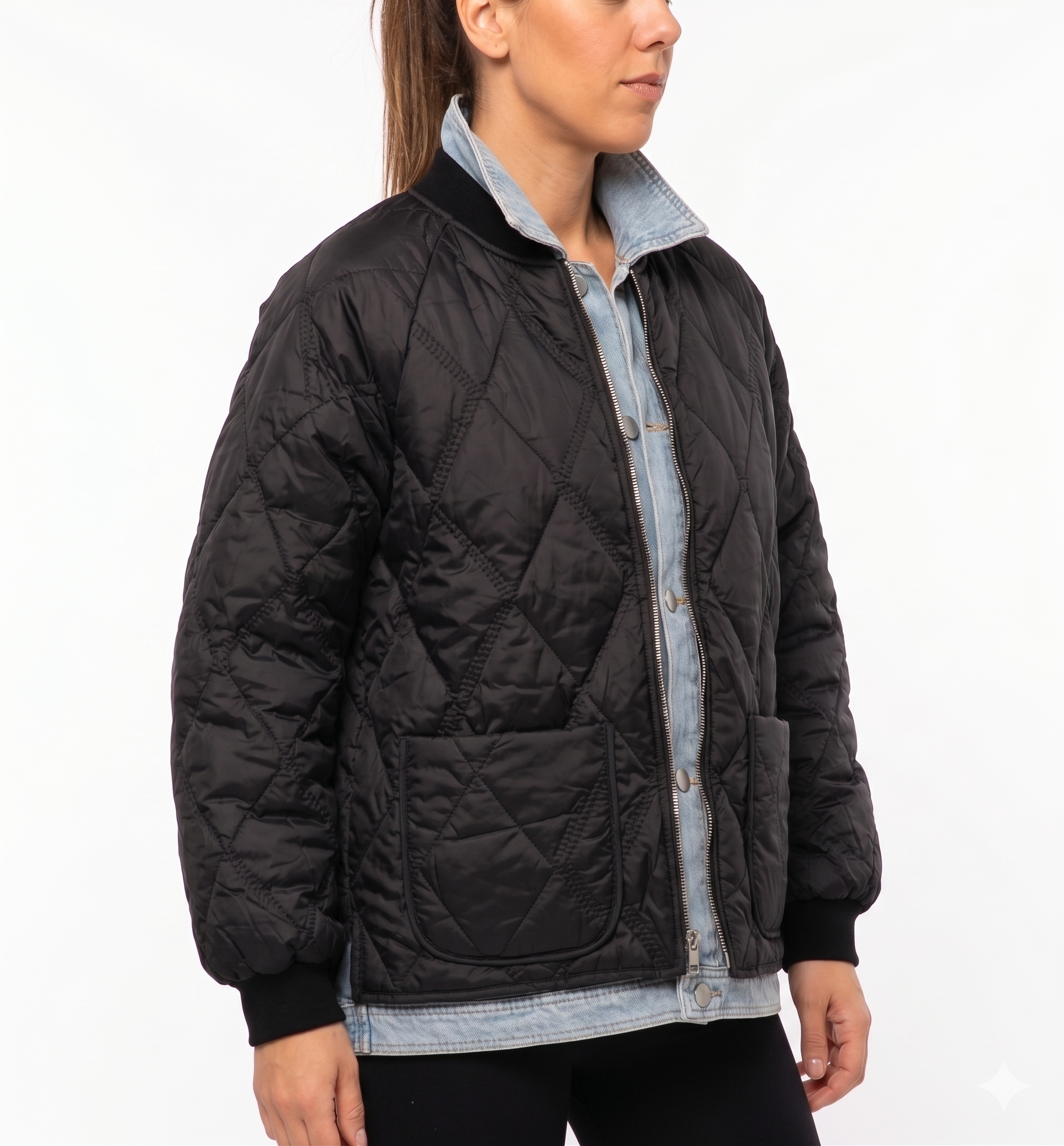 Giacca Ibrida Oversize Trapuntata Nera con Inserto Denim Lavato