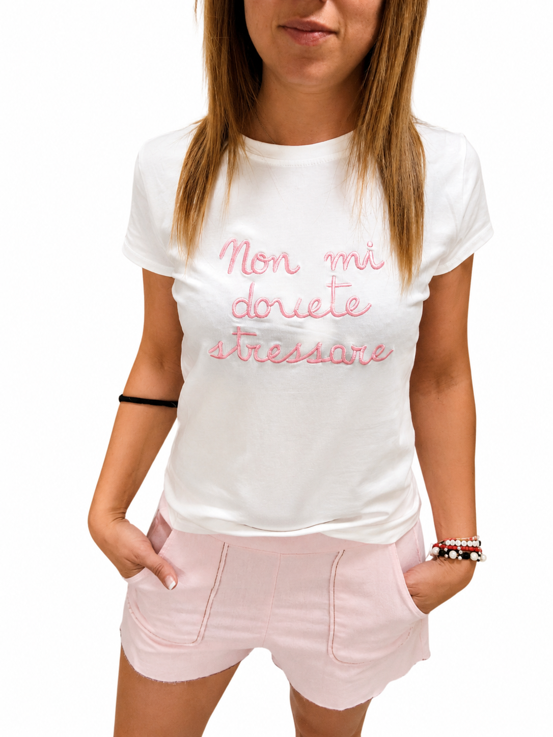 T-shirt in cotone con scritta ricamata